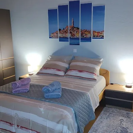 Charmantes Bei Rovinj Mit Privatparkplatz, Klima, Wifi, Babybett Sorici
